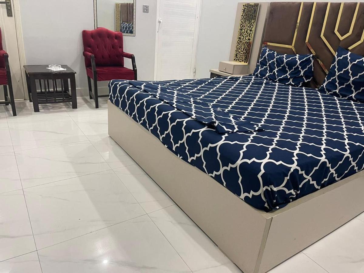 Gulshan Guest House Karachi Bagian luar foto